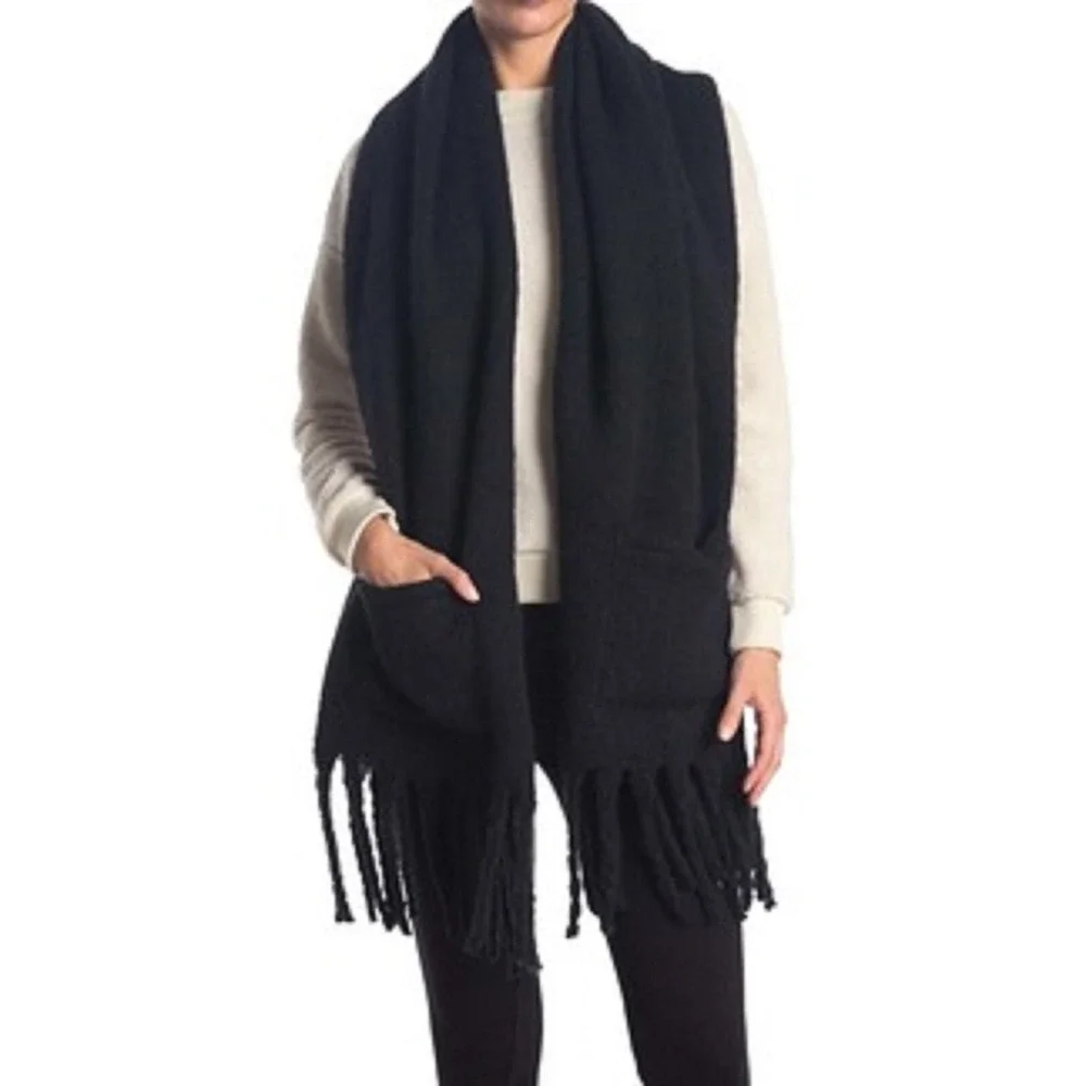 STEVE MADDEN oversized super soft knit long fringes women's‎ scarf muffler BLACK